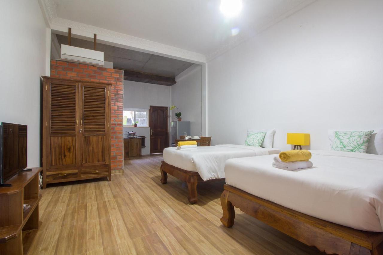 Angkor Dino Home Siem Reap Exterior foto